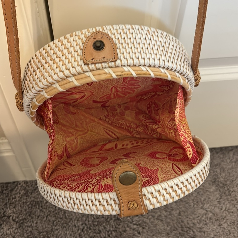 Purse - Picture 3 of 4